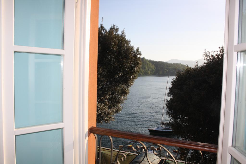Appartamento De Angeli Laveno-Mombello Dış mekan fotoğraf